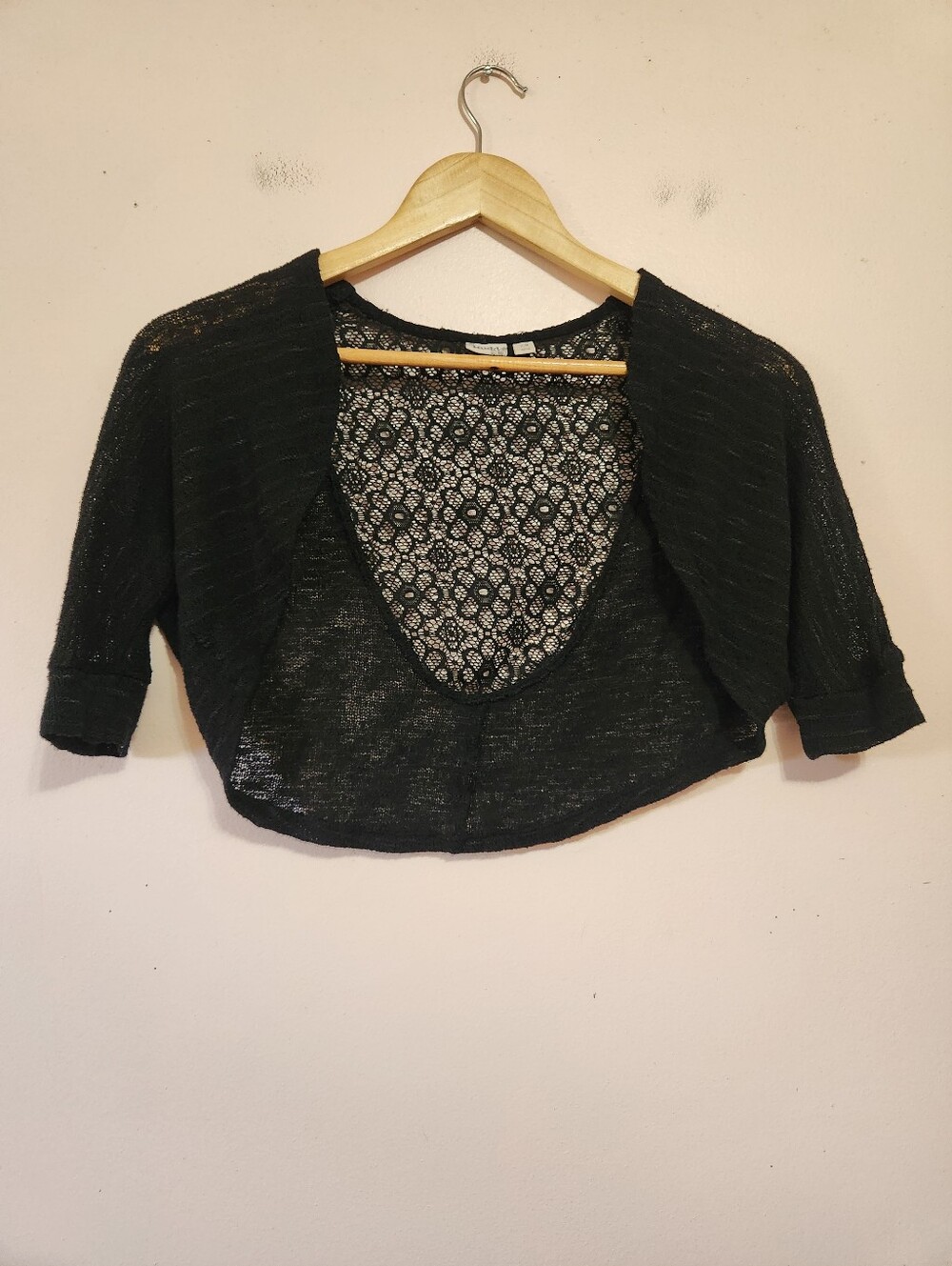 Mudd Black Crochet Lace Cutout Back Cropped Shrug Cardigan Bolero Fairy Grunge